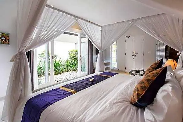 فندق The Radian 4*